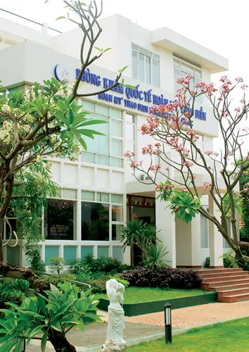 Tập đoàn Y khoa Hoàn Mỹ có sự góp vốn của Công ty chăm sóc sức khỏe của Ấn Độ Fortis Healthcare. Tập đoàn Y khoa Hoàn Mỹ có sự góp vốn của Công ty chăm sóc sức khỏe của Ấn Độ Fortis Healthcare.